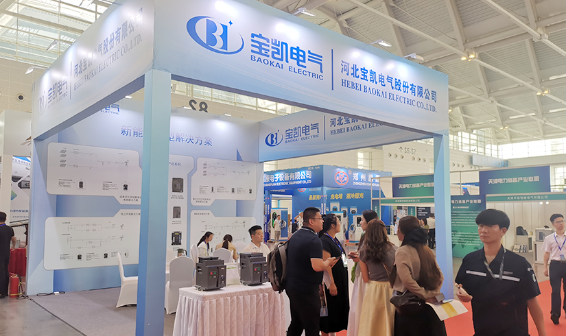 暴击行业天花板！jinnianhui今年会电气硬核技术亮相天津清洁能源展，引央视记者及能源产业巨头现场“挖宝”